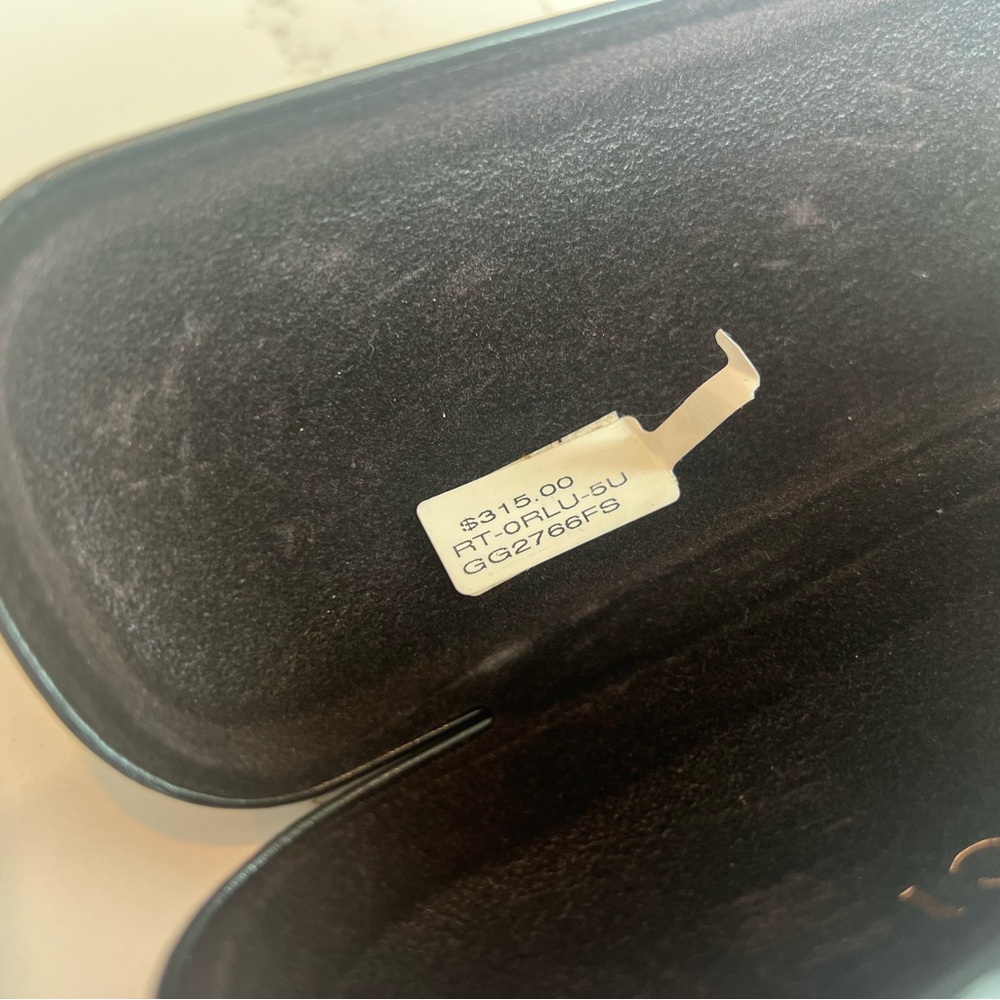 Vintage GUCCI Sunglasses - Picture 5 of 10